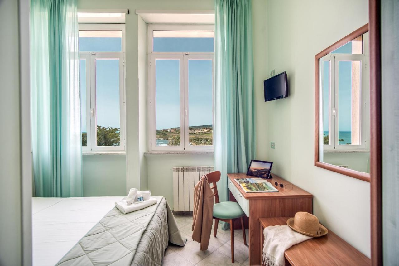 Villa Mg Hotel Санта Маринела Екстериор снимка