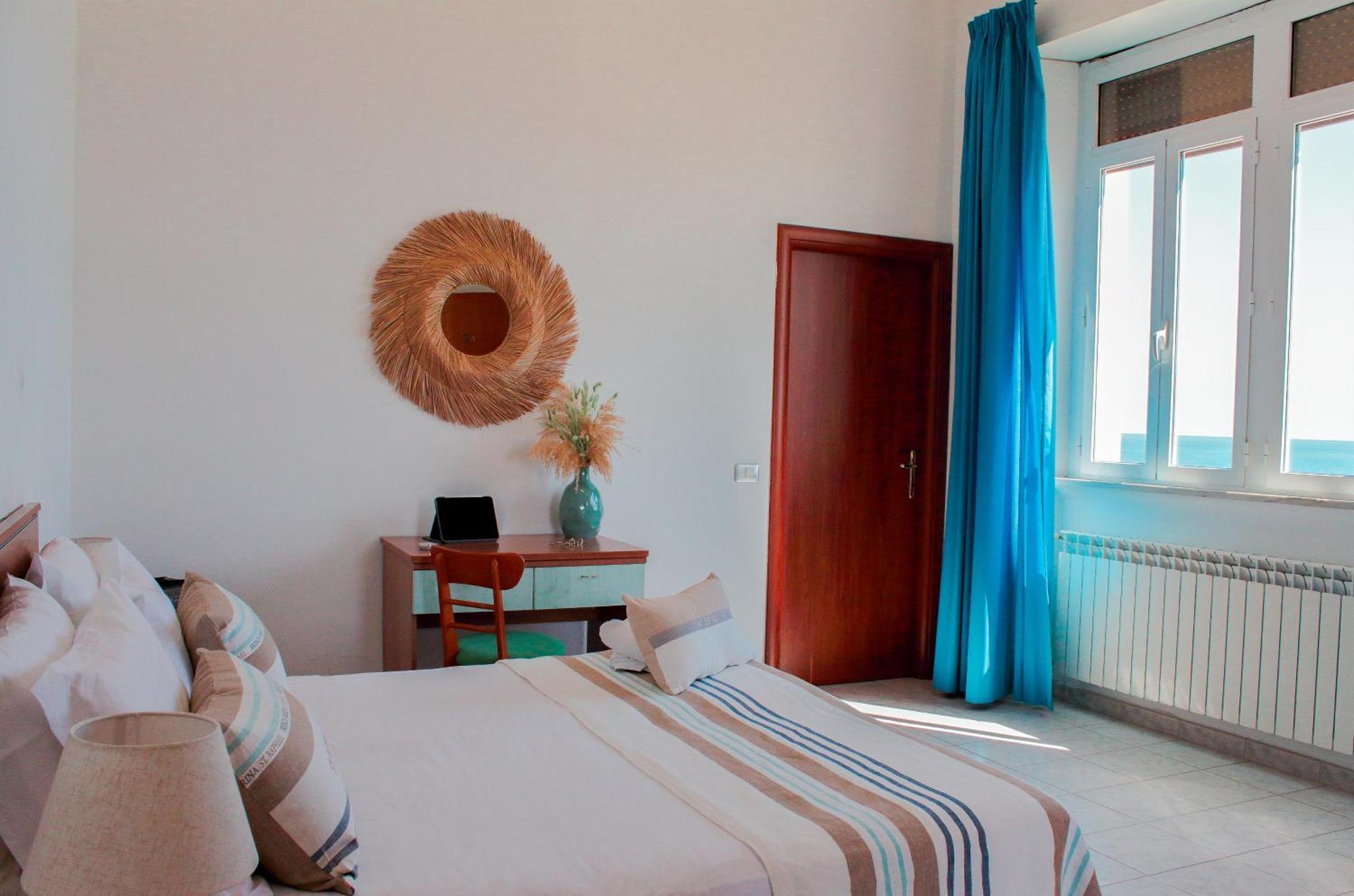 Villa Mg Hotel Санта Маринела Екстериор снимка