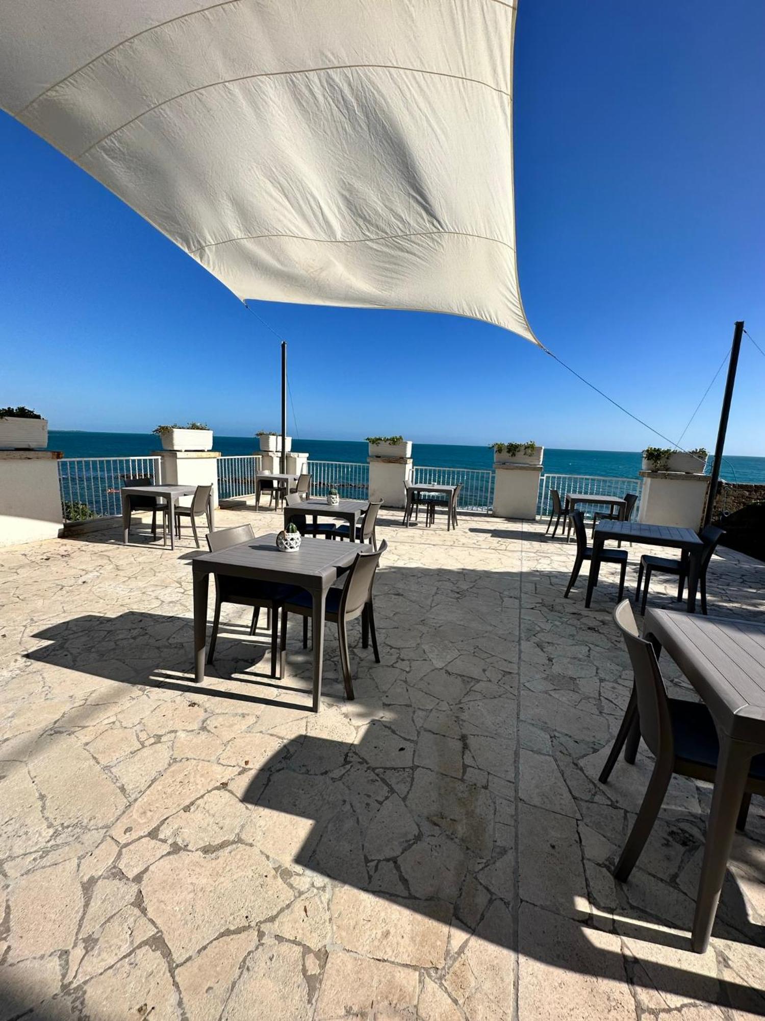 Villa Mg Hotel Санта Маринела Екстериор снимка