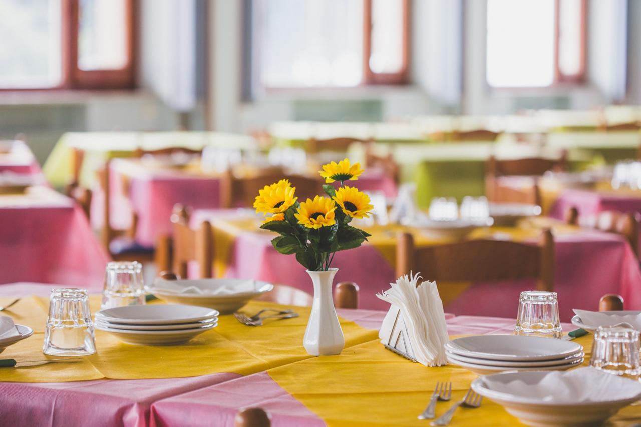 Villa Mg Hotel Санта Маринела Екстериор снимка
